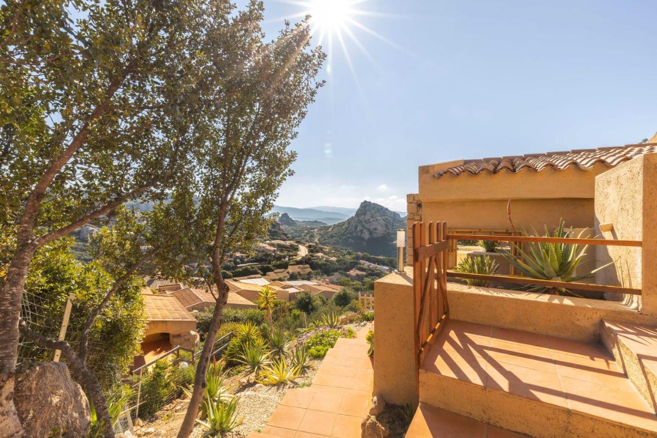 Villa Esmeralda - Free Wifi - With Swimming Pool Costa Paradiso Exteriör bild